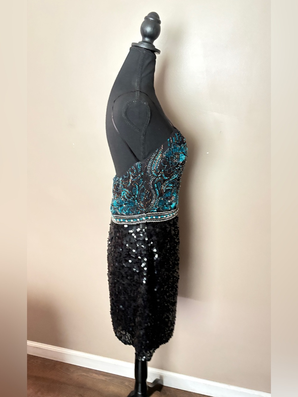 Shail K. 100% Silk Hand-Beaded Sequin Cocktail Mini Dress homecoming hoco EUC - Picture 9 of 16